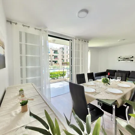 Vinas Playa Americas With Pool & Terrace דירה ארונה
